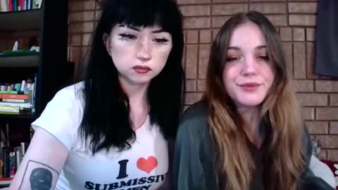 Snapshot of kleokills chatting on December 2024 08:11:02 AM kleokills online show from December 2024 08:11:02 AM