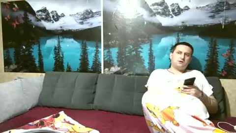 Kleosnow online show from April 2026 04:04:02 PM