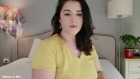 Snapshot of kleospassion chatting on November 2025 11:32:02 AM Kleospassion online show from November 2025 11:32:02 AM