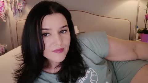 Snapshot of kleospassion chatting on June 2026 05:34:01 AM Kleospassion online show from June 2026 05:34:01 AM