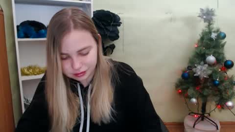 Snapshot of klerkarina chatting on December 2024 05:56:01 AM klerkarina online show from December 2024 05:56:01 AM