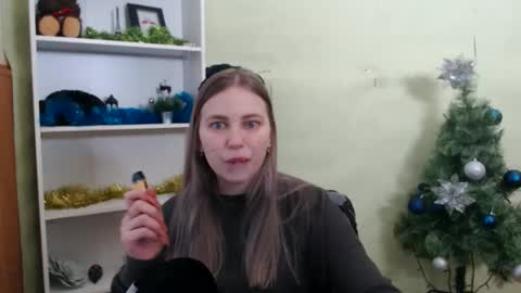 Snapshot of klerkarina chatting on February 2025 05:42:02 AM klerkarina online show from February 2025 05:42:02 AM