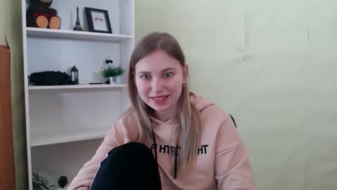 Snapshot of klerkarina chatting on February 2025 09:41:01 AM klerkarina online show from February 2025 09:41:01 AM