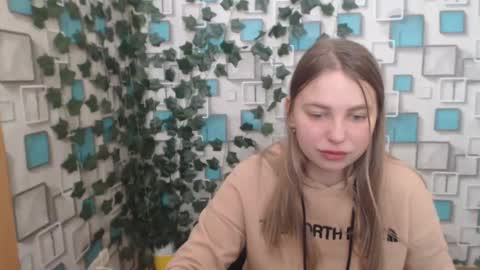 Snapshot of klerkarina chatting on March 2025 08:59:01 AM klerkarina online show from March 2025 08:59:01 AM