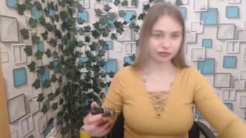 Snapshot of klerkarina chatting on March 2025 06:54:02 AM klerkarina online show from March 2025 06:54:02 AM