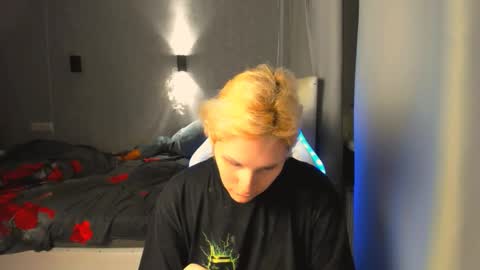 Snapshot of klin_miller chatting on October 2025 11:26:02 PM Klin online show from October 2025 11:26:02 PM