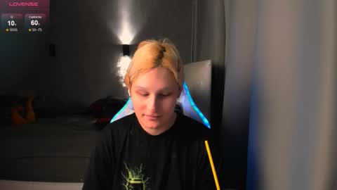 Snapshot of klin_miller chatting on October 2025 09:53:01 PM Klin online show from October 2025 09:53:01 PM