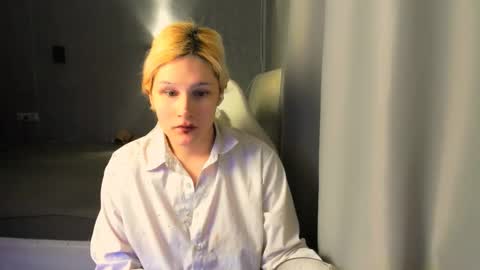 Snapshot of klin_miller chatting on November 2025 07:25:01 PM Klin online show from November 2025 07:25:01 PM