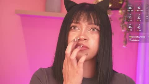 Snapshot of kloe_meow chatting on May 2026 03:58:02 AM Kloe online show from May 2026 03:58:02 AM