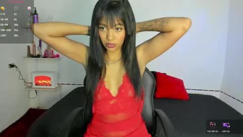 Snapshot of kloy_sech chatting on April 2026 10:07:01 AM Valen online show from April 2026 10:07:01 AM