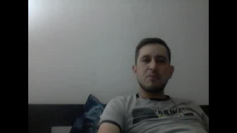 Snapshot of kmilo273079 chatting on January 2025 12:32:02 AM juan online show from January 2025 12:32:02 AM