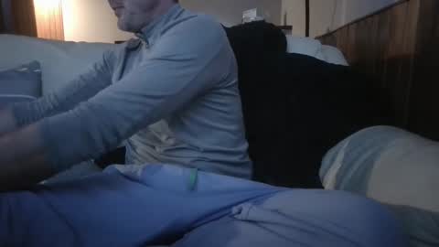 Snapshot of knight3975 chatting on February 2025 03:03:01 PM Knight3975 online show from February 2025 03:03:01 PM