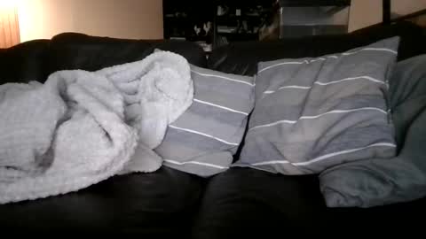 Snapshot of knight3975 chatting on September 2025 02:32:01 PM Knight3975 online show from September 2025 02:32:01 PM