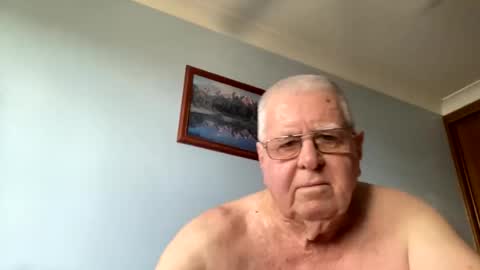 Aussiedude online show from February 2025 05:45:02 AM