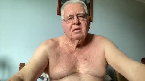 Aussiedude online show from February 2026 04:29:01 AM