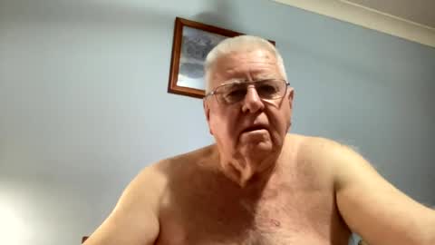 Snapshot of knights2001 chatting on July 2026 11:23:02 AM Aussiedude online show from July 2026 11:23:02 AM