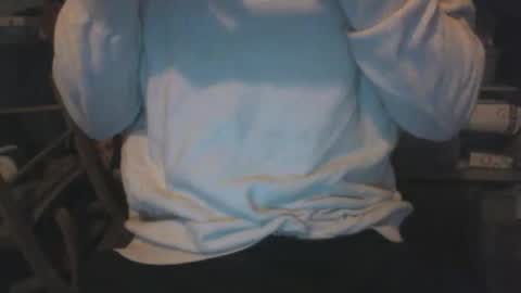 knilbonk online show from April 2026 08:03:02 PM