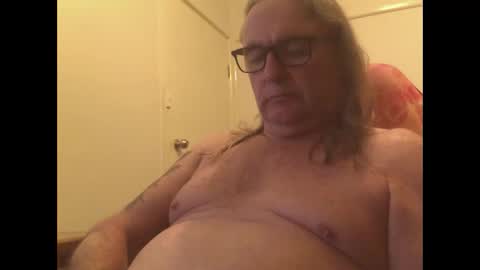 Snapshot of knobout chatting on April 2026 10:24:02 AM knobout online show from April 2026 10:24:02 AM