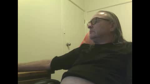 Snapshot of knobout chatting on May 2026 08:22:01 AM knobout online show from May 2026 08:22:01 AM