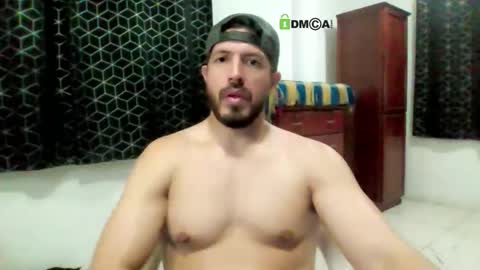 kolombianox online show from April 2026 01:43:02 AM