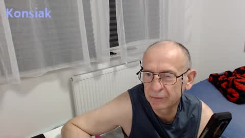 Komsiak online show from February 2026 03:37:02 PM