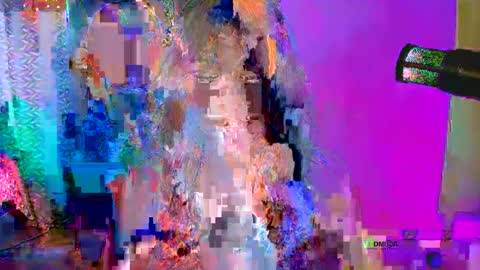 YINI online show from October 2025 02:31:01 AM