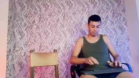 Snapshot of kopular chatting on March 2025 09:21:01 AM Diego y Edgar online show from March 2025 09:21:01 AM