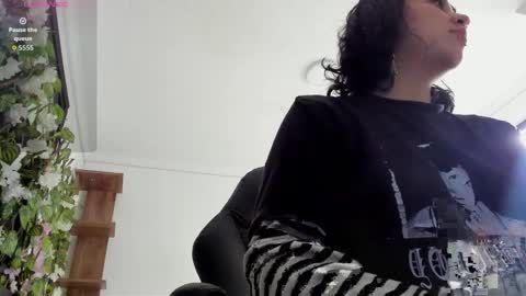 Kora Red online show from April 2026 02:25:01 PM