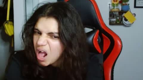 Karoll online show from December 2024 02:19:02 AM