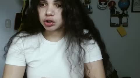 Karoll online show from February 2025 08:31:02 PM