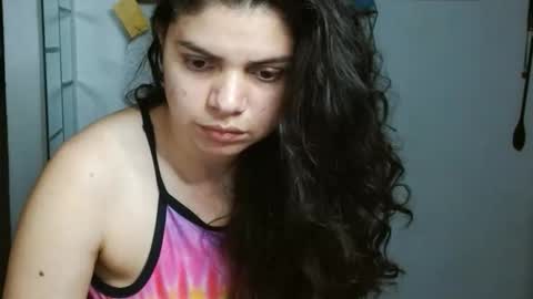 Karoll online show from November 2025 02:00:01 AM