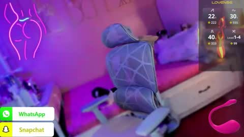 Snapshot of koreandollts chatting on November 2025 02:56:02 AM MISS ALICIA online show from November 2025 02:56:02 AM