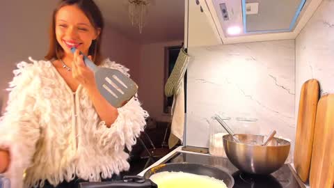 kossie_ online show from February 2025 03:39:01 PM