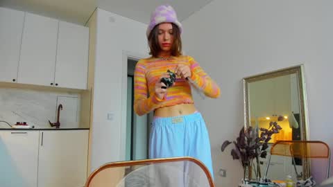 kossie_ online show from February 2025 11:54:01 AM