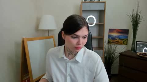 Ariel online show from December 2025 03:28:02 PM