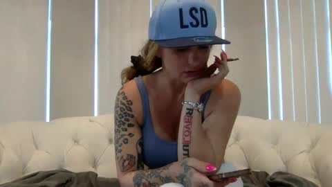 koyoteej online show from January 2025 09:55:02 PM