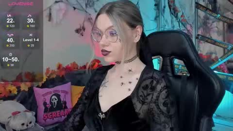 Jess online show from October 2025 04:36:02 PM