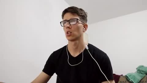 Facu online show from January 2025 01:39:01 AM