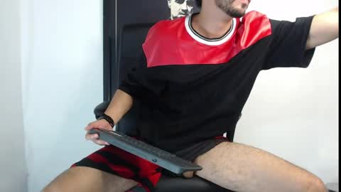 Snapshot of kratoswolf chatting on May 2026 06:47:01 PM kratoswolf online show from May 2026 06:47:01 PM