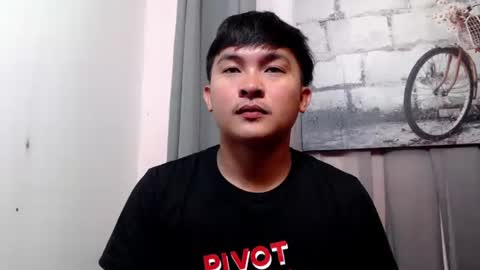 Snapshot of krezikeed chatting on November 2025 09:44:02 AM krezikeed online show from November 2025 09:44:02 AM