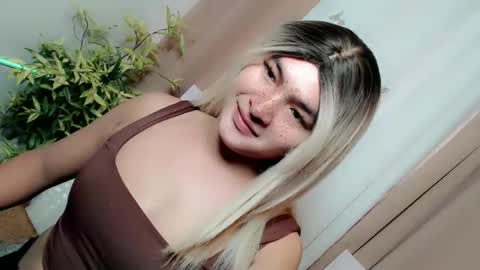 krezikeed online show from December 2025 08:20:01 AM