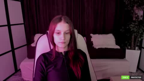 krisdoeil online show from November 2025 09:31:02 AM