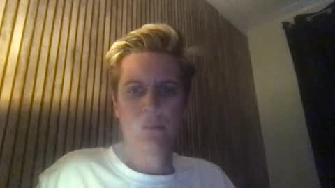 krisl77 online show from April 2026 06:27:02 PM