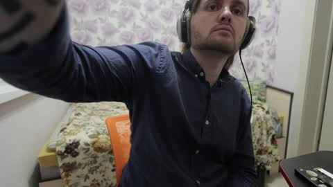 Snapshot of krismojo chatting on January 2025 10:04:02 PM Krismojo online show from January 2025 10:04:02 PM