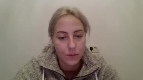 Grace online show from October 2025 07:49:01 PM