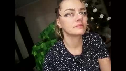 Snapshot of krisssexi chatting on December 2024 09:40:02 PM KrissSexi online show from December 2024 09:40:02 PM