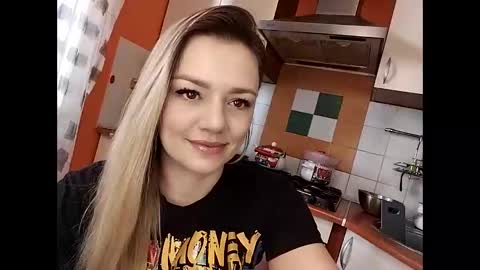 Snapshot of krisssexi chatting on January 2025 07:47:02 AM KrissSexi online show from January 2025 07:47:02 AM