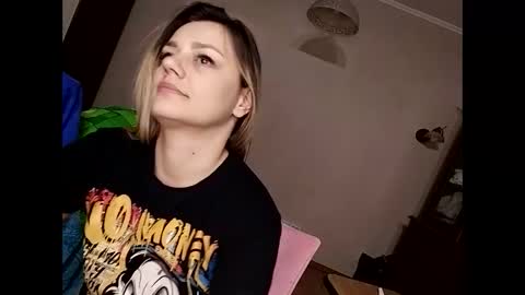 Snapshot of krisssexi chatting on January 2025 04:16:01 PM KrissSexi online show from January 2025 04:16:01 PM