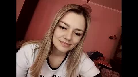 Snapshot of krisssexi chatting on February 2025 09:13:02 AM KrissSexi online show from February 2025 09:13:02 AM