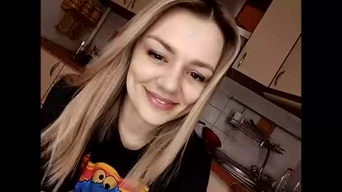 Snapshot of krisssexi chatting on February 2025 07:58:02 PM KrissSexi online show from February 2025 07:58:02 PM